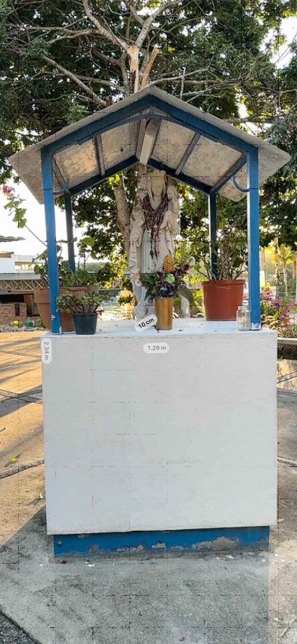 Antes: el altar anterior de la Virgen en la Universidad Santa María